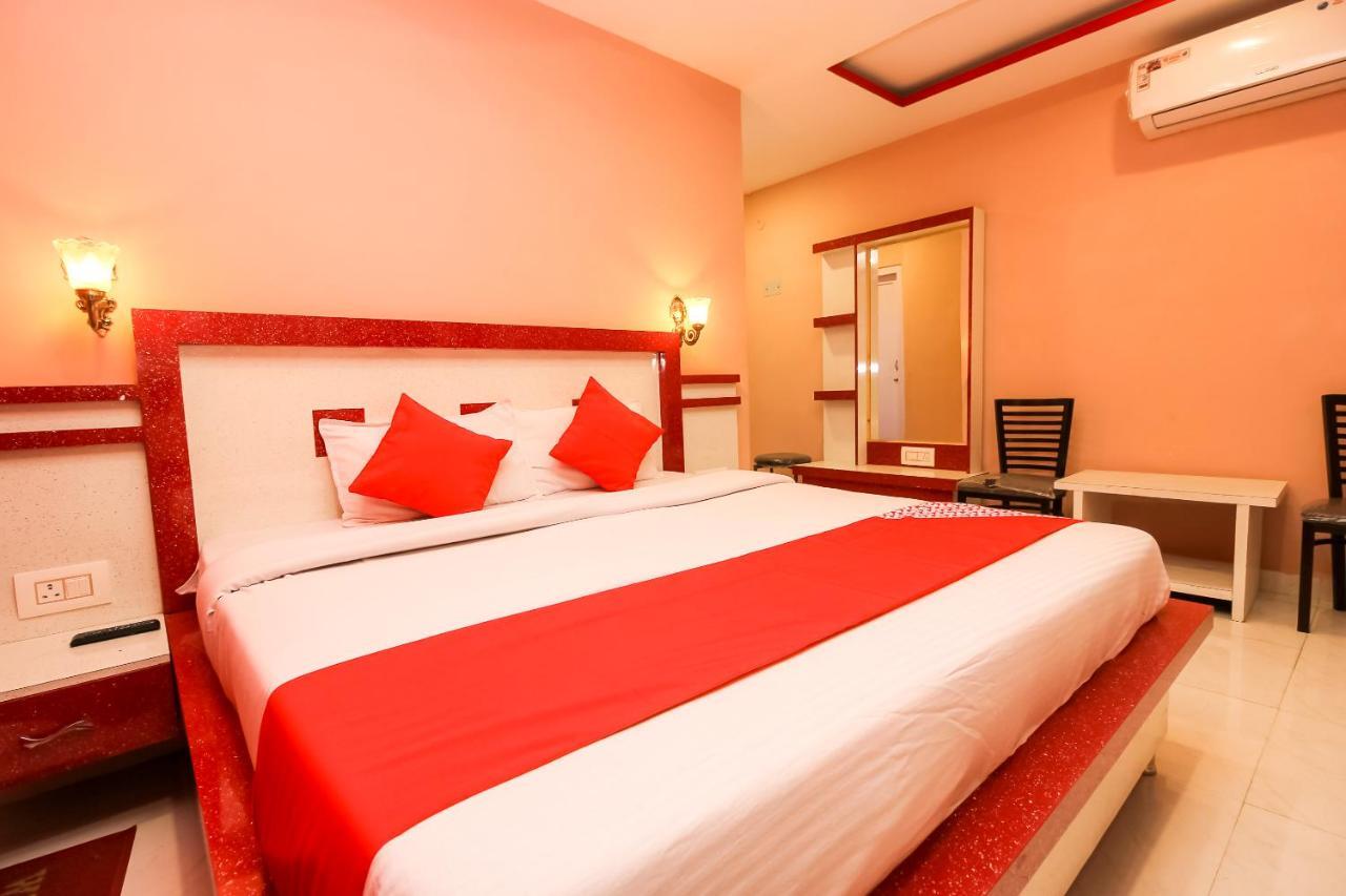 Oyo 10709 Hotel Sbt Visakhapatnam Exterior photo