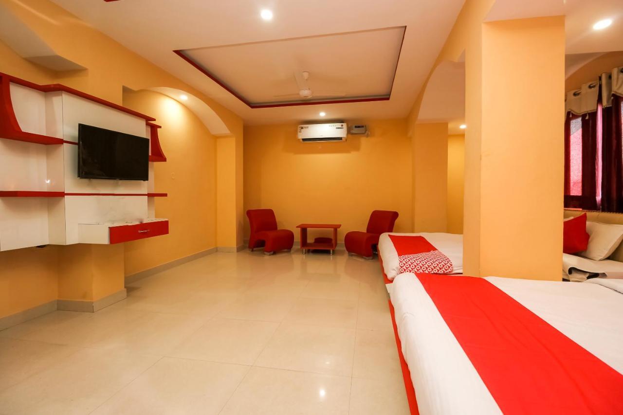 Oyo 10709 Hotel Sbt Visakhapatnam Exterior photo